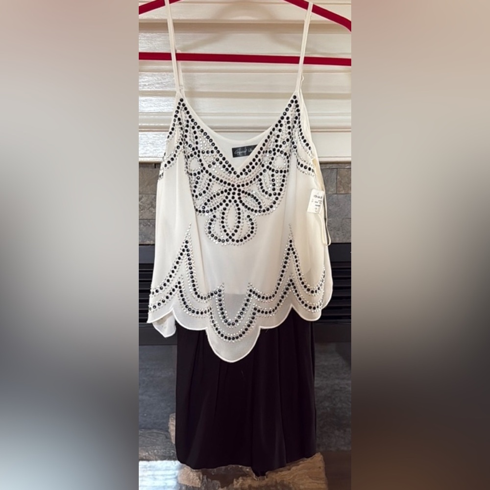 💰SALE NWT Chic Black and Ivory Romper